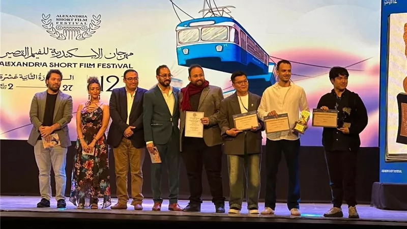 ننشر قائمة الأفلام الفائزة في مسابقة الذكاء الاصطناعي بمهرجان الإسكندرية للفيلم القصير