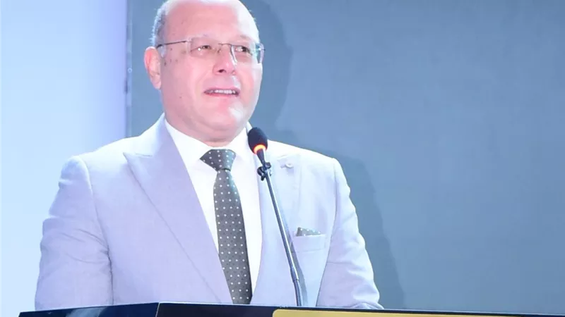تقدير مستحق.. مكافأة 2500 جنيه للكوادر الأكاديمية والإدارية بجامعة سوهاج