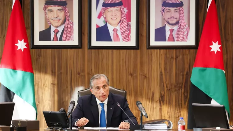 الأردن يطلق خطة طاقة شاملة للتوسع في الغاز والهيدروجين الأخضر ورفع المتجددة إلى 50%