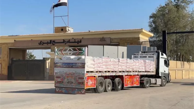من مصر إلى غزة.. قافلة جديدة تعزز صمود القطاع بإمدادات غذائية وطبية وبترولية