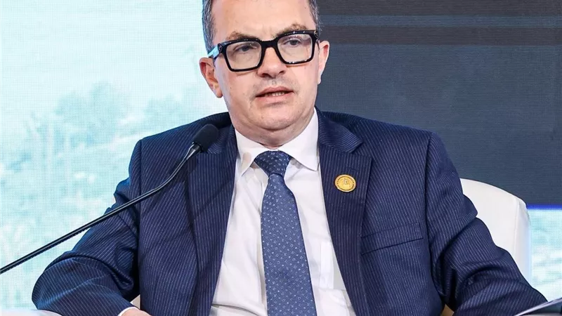 وزير التخطيط: 5.3% نموًا يؤكد تعافي الاقتصاد.. وتمكين القطاع الخاص أولوية المرحلة المقبلة