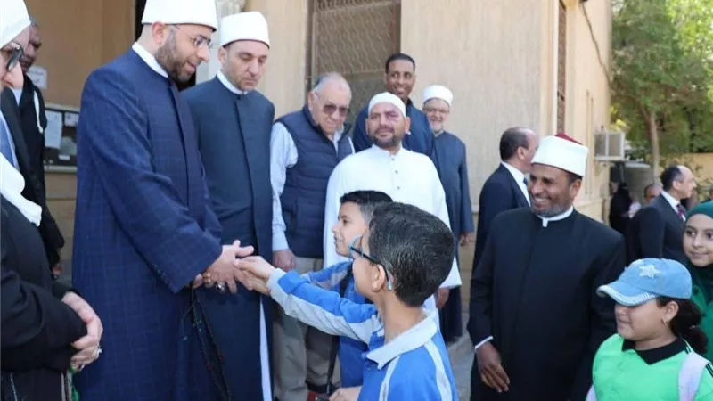 وزير الأوقاف يتفقد مسجد يوسف الصحابي ويوجه بتطوير ملحقه وتكثيف الأنشطة الدعوية
