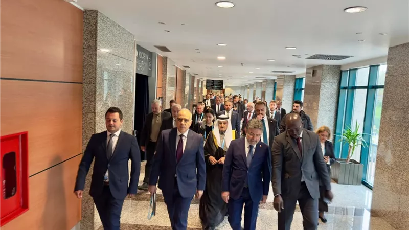 وزير الري: الأمن المائي مسؤولية وطنية تتطلب التعاون والثقة المتبادلة