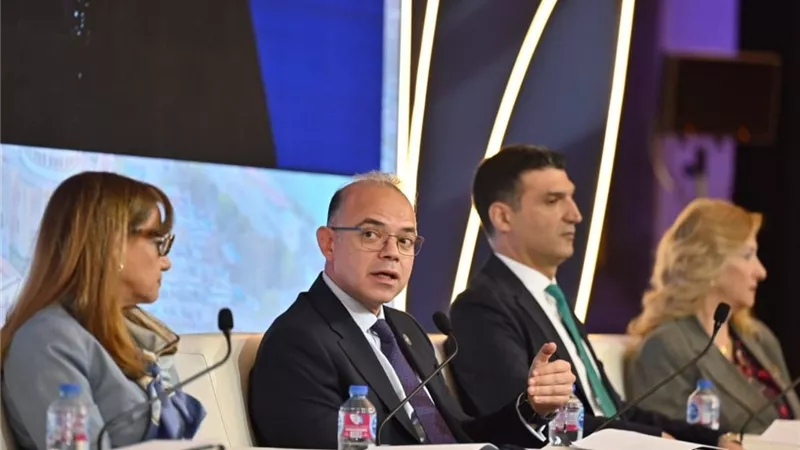  وزير الاستثمار: نعمل على هندسة رحلة مستثمر ذكية لإنهاء المعاملات عن بُعد