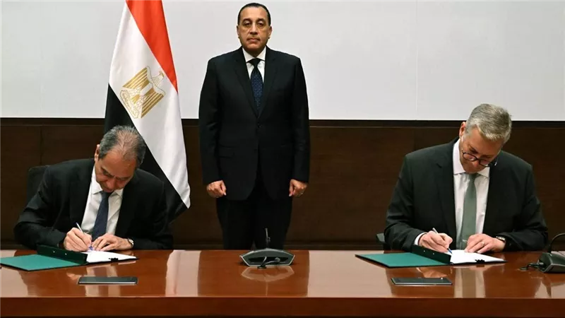 مدبولي يشهد توقيع اتفاقية لتأهيل شبكات الغاز اللبنانية بخبرات قطاع البترول المصري