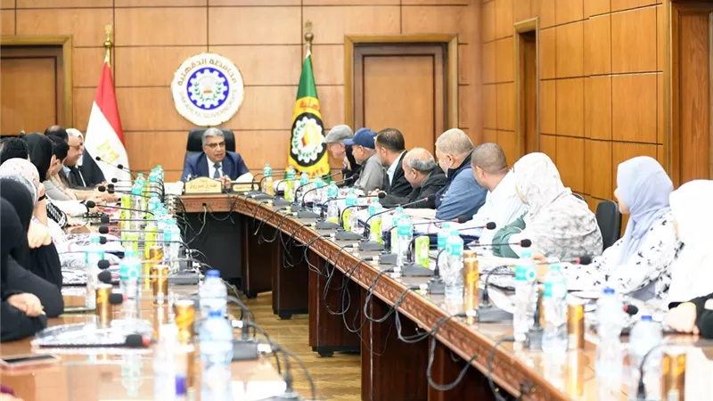 انطلاق أول أفواج حجاج الجمعيات الأهلية بالدقهلية إلى الأراضي المقدسة