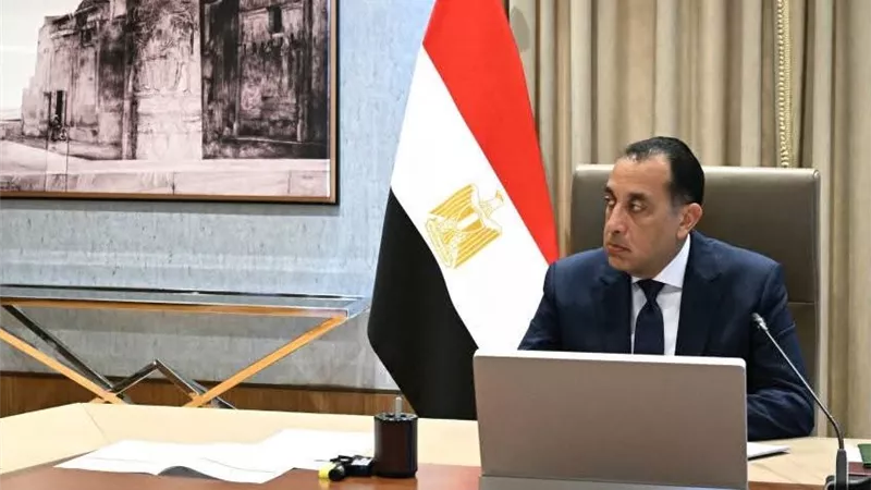 رئيس الوزراء يتابع جهود تأمين احتياجات السوق المحلية من الغاز الطبيعي والمنتجات البترولية