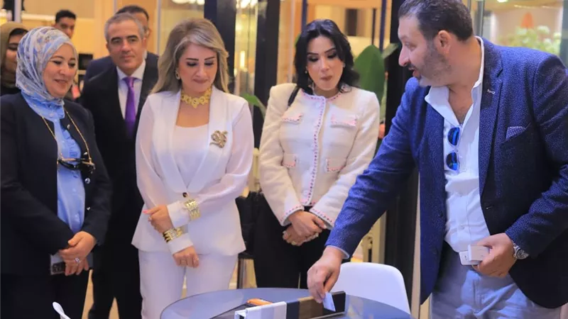بمشاركة 50 عارضًا.. افتتاح معرض 
