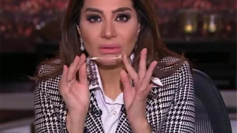 بسمة وهبة تدافع عن شمس البارودي: أيقونة فنية.. والإساءة إليها أمر غير مقبول