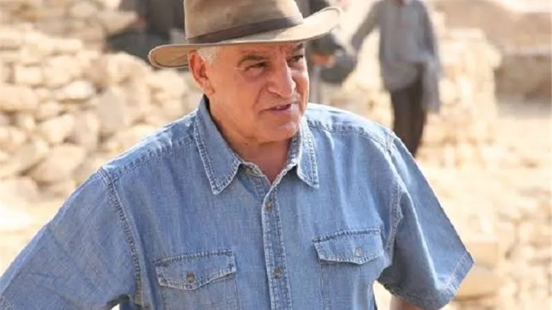زاهي حواس: الحضارة المصرية تخطف أنظار العالم.. ووزارة السياحة تؤكد أولوية حماية الآثار