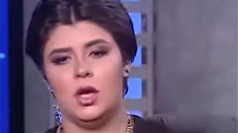 انفجار على الهواء.. عمرو رمزي يُربك مذيعة النهار بإجابة غير متوقعة عن الحب والزواج