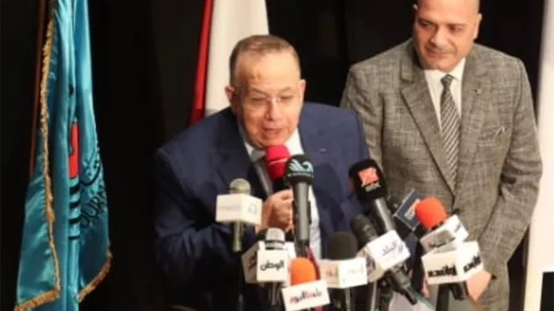 نقيب الأشراف يشارك في احتفالية نقابة الصحفيين لتسليم الفائزين تأشيرات الحج