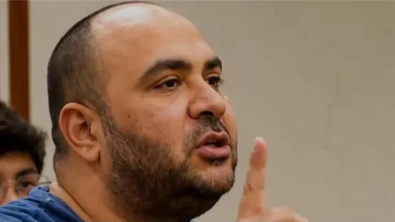 اتجوزوا عن حب وده سبب الخلافات.. محامي المتهم بقتل زوجته السابقة يكشف تفاصيل جديدة