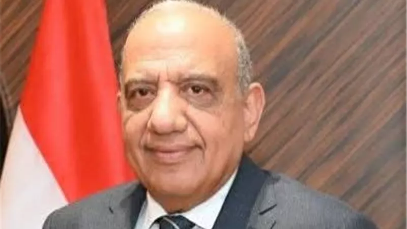 تحرك حكومي لتعزيز الطاقة النظيفة.. وزير الكهرباء يتابع مشروعات جبل الجلالة والزعفرانة