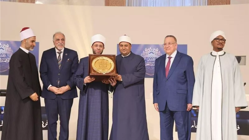 وزير الأوقاف ومفتي الجمهورية ورئيس جامعة الأزهر يشهدون ختام التصفية النهائية لمسابقة «دوري النجباء»