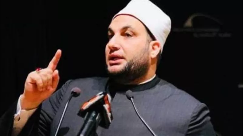 كفاية مساجد.. أمين اللجنة الدينية بالشيوخ يطالب بتوجيه أموال الأوقاف لبناء المدارس