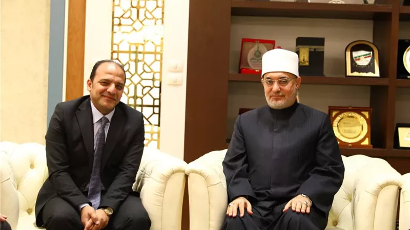 مفتي الجمهورية يلتقي نائب رئيس هيئة الرقابة النووية لتعزيز التعاون المجتمعي