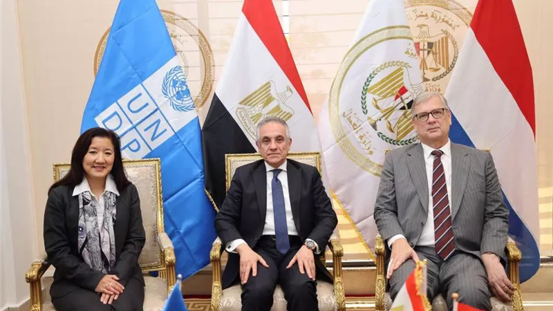  وزير العدل يفتتح أول مكتب متخصص لتقديم خدمات المساعدة القانونية الأسرية للأجانب في مصر