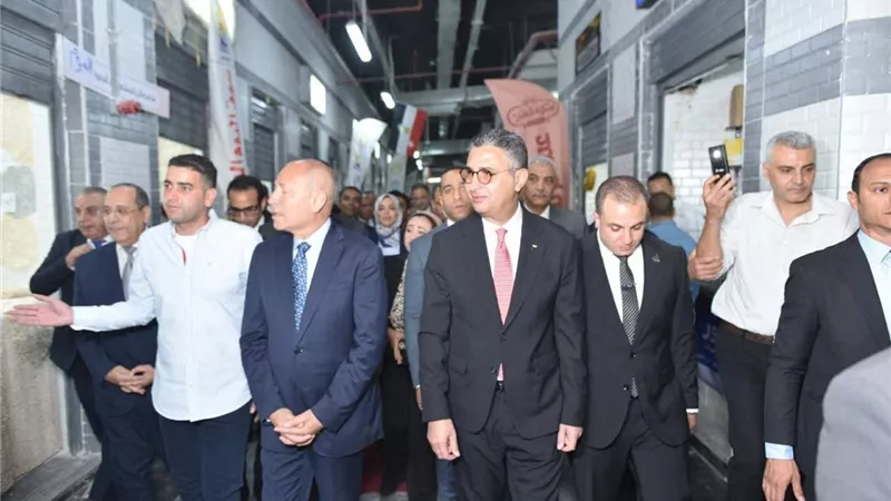 استعدادًا لعيد الأضحى.. وزير التموين ومحافظ القاهرة يفتتحان معرض «أهلًا بالعيد» بحدائق القبة