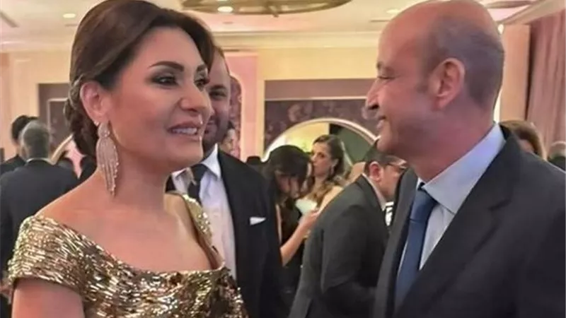 رسميًا.. عقد قران الإعلامي عمرو أديب على سيدة الأعمال دينا طلعت 