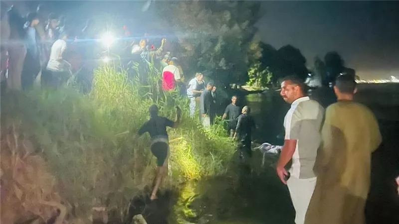 خرجا معًا في وقت واحد.. انتشال الضحية الثانية بحادث كوبري نجع حمادي