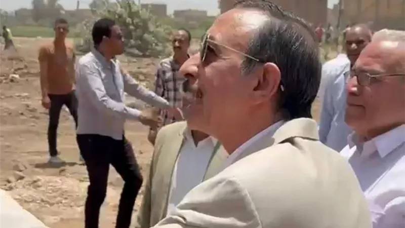رسائل حاسمة من قلب جرجا.. محافظ سوهاج يفتح النار على المتعدين والمتقاعسين