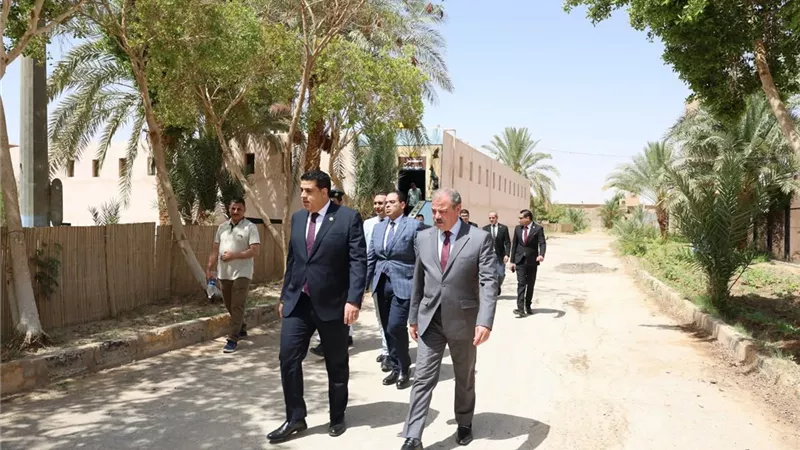 النيابة العامة تُجري تفتيشًا على مركز إصلاح وتأهيل الوادي الجديد|صور 