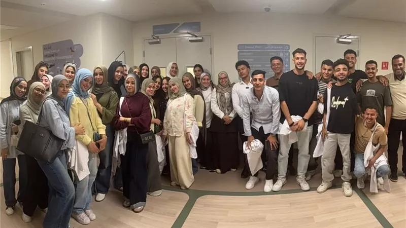 طلاب علاج طبيعي بجامعة الإسماعيلية في زيارة تدريبية لمستشفى أهل مصر