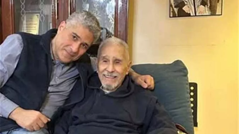 نجل عبدالرحمن أبو زهرة يشكر الرئيس السيسي على رعايته لوالده حتى وفاته
