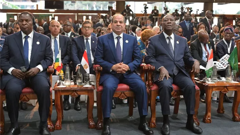 الرئيس السيسي يؤكد ثوابت الموقف المصري الداعم لاستقرار السودان ووحدة وسلامة أراضيه