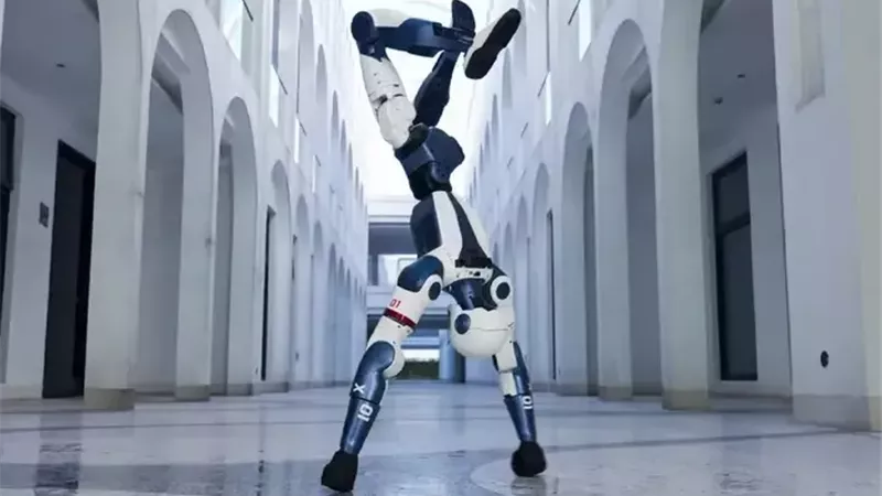 الصين تكشف عن روبوت 