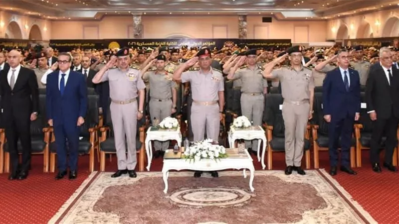 وزير الدفاع يشهد افتتاح المؤتمر العلمي الدولي السنوي للكلية الفنية العسكرية