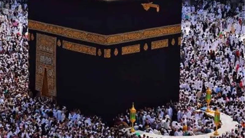 الإفتاء: الإحرام قبل الميقات جائز شرعًا والأفضل لمن يخشى فواته أو لا يأمن محظوراته