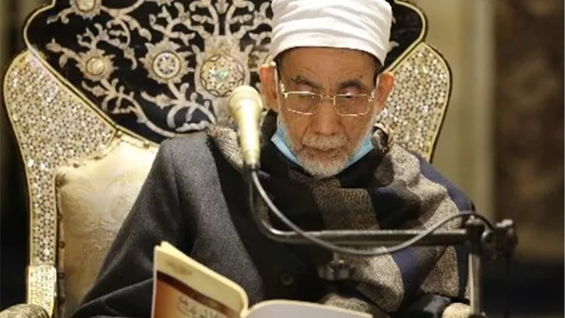 الأزهر يطمئن على صحة الدكتور أحمد معبد عبد الكريم ويؤكد استقرار حالته الصحية