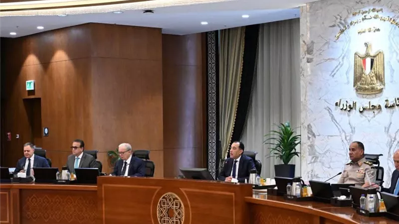 منها إزالة صفة النفع العام عن أرض بدمياط.. أبرز قرارات الاجتماع الـ92 لمجلس الوزراء