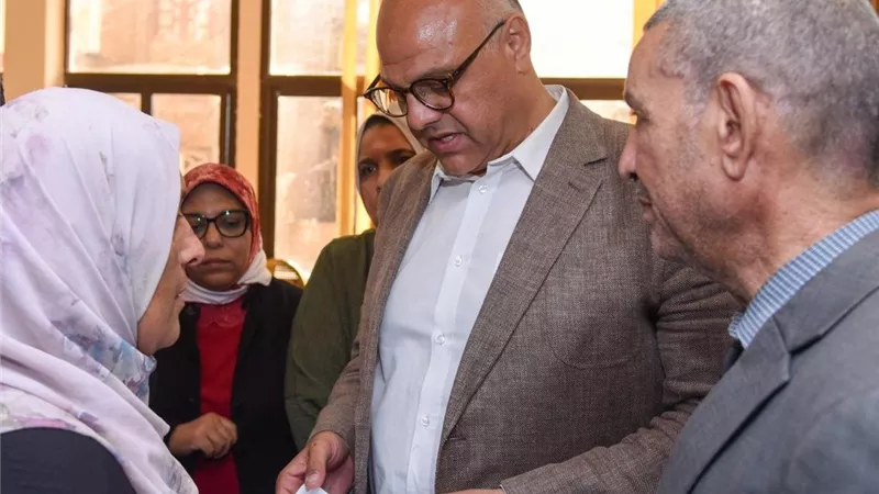 محافظ الإسكندرية يعقد لقاءً جماهيرياً موسعاً بديوان عام حي شرق
