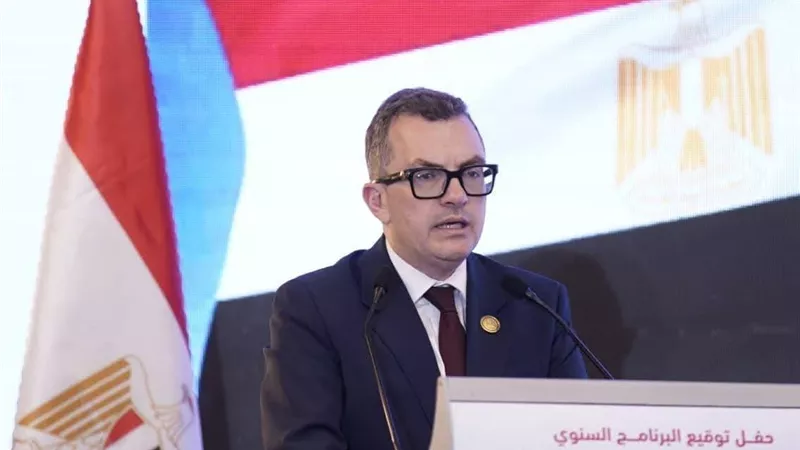 استاد المصري الجديد في الصدارة.. وزير التخطيط يتفقد مشروعات بورسعيد الحيوية