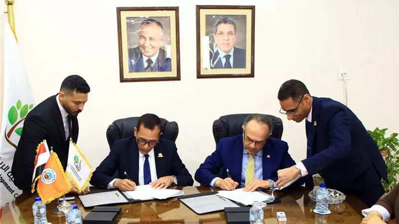 شراكة بـ540 مليون جنيه لتنفيذ طريق استراتيجي جديد بمشروعات الريف المصري