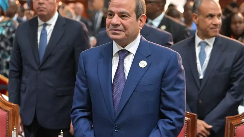 خاص|مصر تقود تحالفًا عالميًا جديدًا يهدد هيمنة مضيق هرمز ويعيد رسم خريطة التجارة الدولية.. صهيوني يوضح