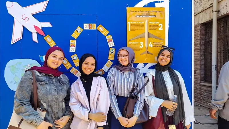 من الزقازيق إلى أكثر من 80 دولة.. كيف يفتح EPSF Zagazig أبواب السفر والتدريب الدولي أمام طلاب الصيدلة؟