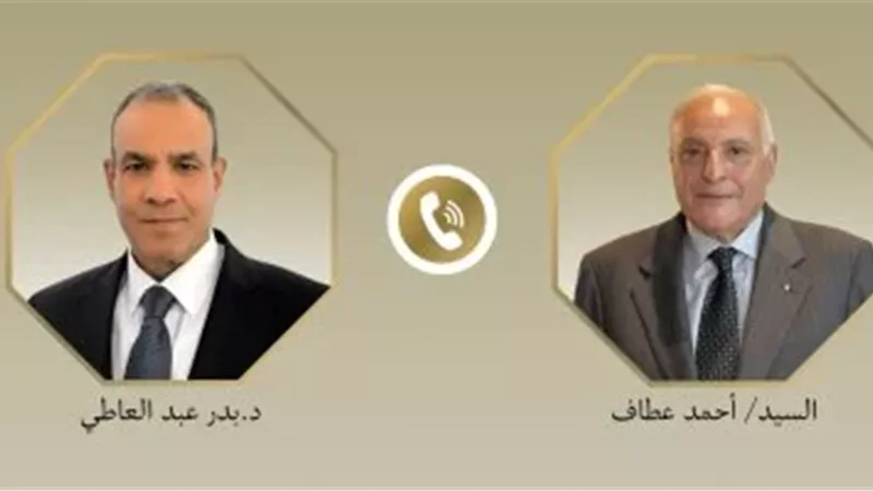 وزير الخارجية يتلقى اتصالا من نظيره الجزائري لبحث العلاقات والقضايا الإقليمية