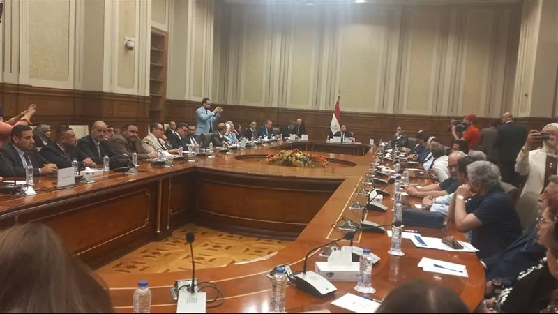 بحضور نجوم الفن.. بدء مناقشة مقترح النائب ياسر جلال بشأن حق الأداء العلني