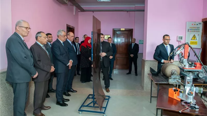وزير الإنتاج الحربي: ربط الأبحاث العلمية بالتطبيق الصناعي لتعزيز الابتكار وتطوير التكنولوجيا
