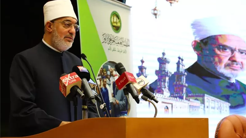 مفتي الجمهورية: أي خطاب ينتقص من دور المرأة يخالف مقاصد الشريعة