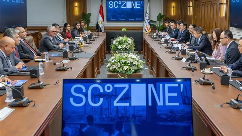 رئيس اقتصادية قناة السويس يستقبل وفد صيني لبحث آفاق التعاون المشترك