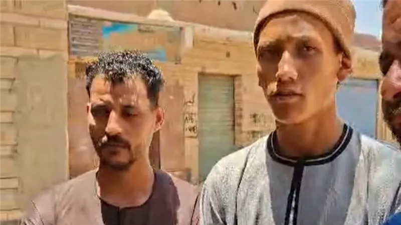 حطته جوه كيس وهربت.. كاميرات المراقبة تكشف خيوط جريمة خطف رضيع من عيادة بقنا