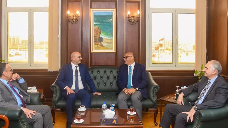 الإسكندرية توقع بروتوكول تعاون مشترك مع الجهاز القومي لتنظيم الاتصالات