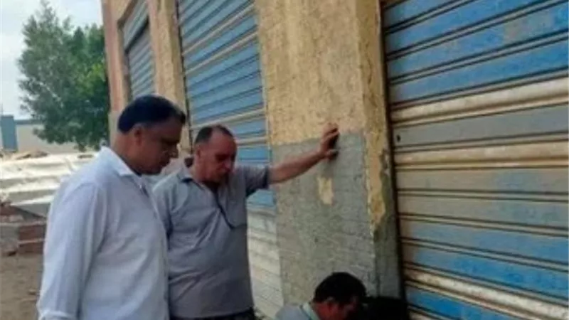 غلق 27 منشأة مخالفة في حملة رقابية موسعة بالرحمانية في البحيرة