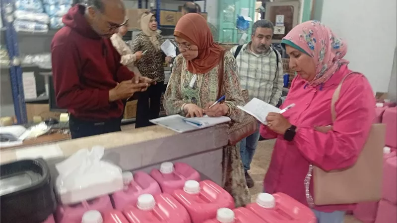 حملات مكبرة بالإسكندرية لضبط الأسواق ومواجهة ارتفاع الأسعار