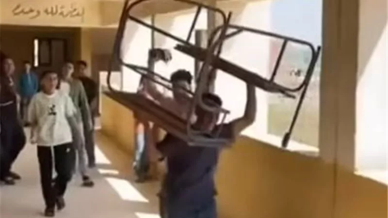 حقيقة فيديو مشاجرة الطلاب داخل إحدى المدارس.. التعليم تكشف التفاصيل